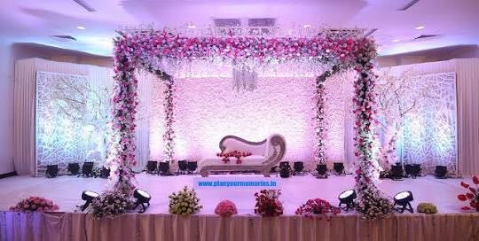 Lavender and Violet Themed Wedding Stage